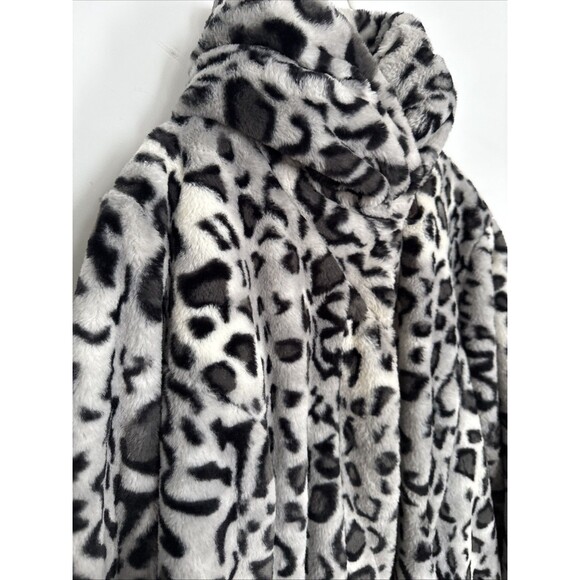 Dennis Basso Animal Print Reversible Coat - Picture 4 of 10